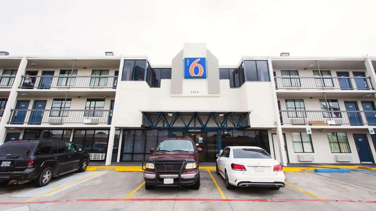 Motel 6 Houston, Tx - Medical Center - Nrg Stadium Dış mekan fotoğraf