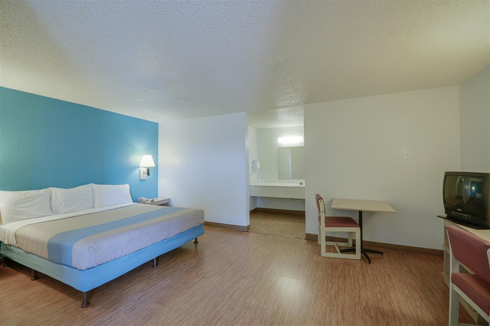 Motel 6 Houston, Tx - Medical Center - Nrg Stadium Dış mekan fotoğraf